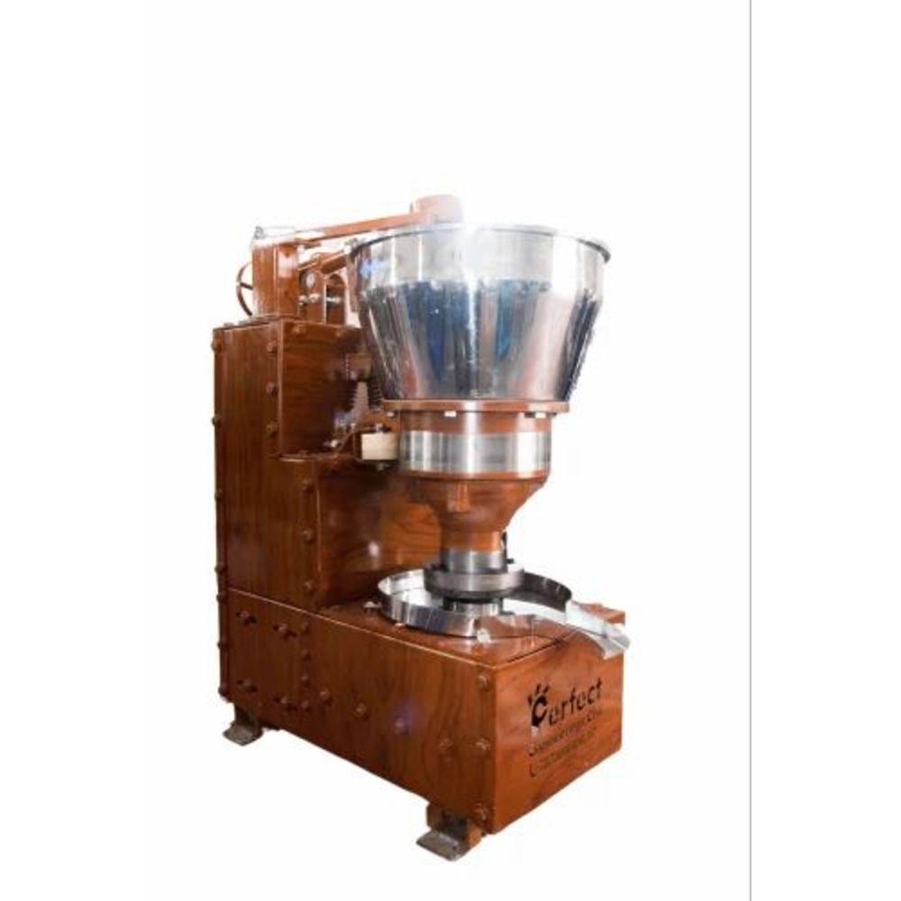 WOODEN COLD PRESS OIL EXTRACTION MACHINE